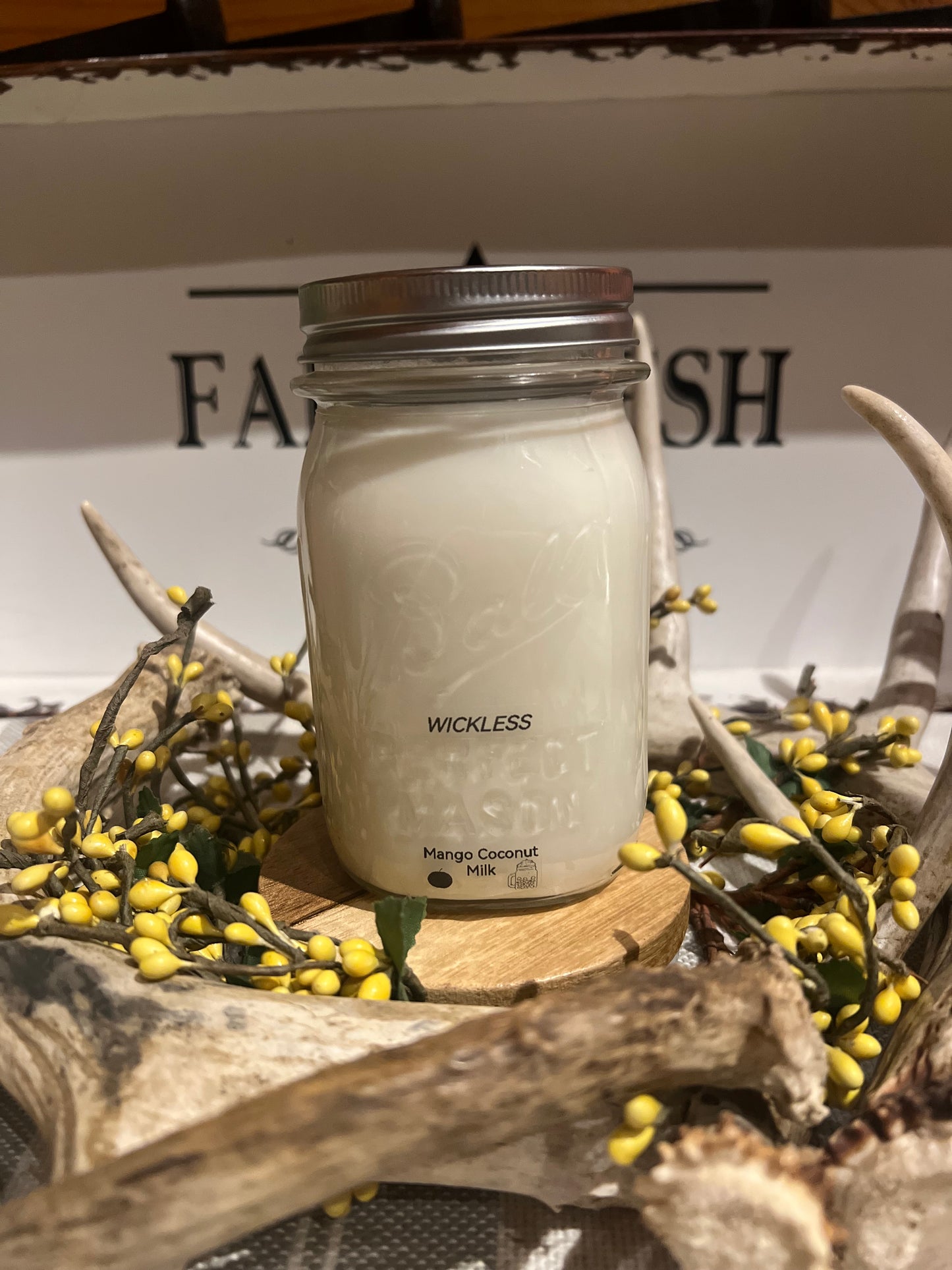 Mango and coconut milk 12 oz mason Jar